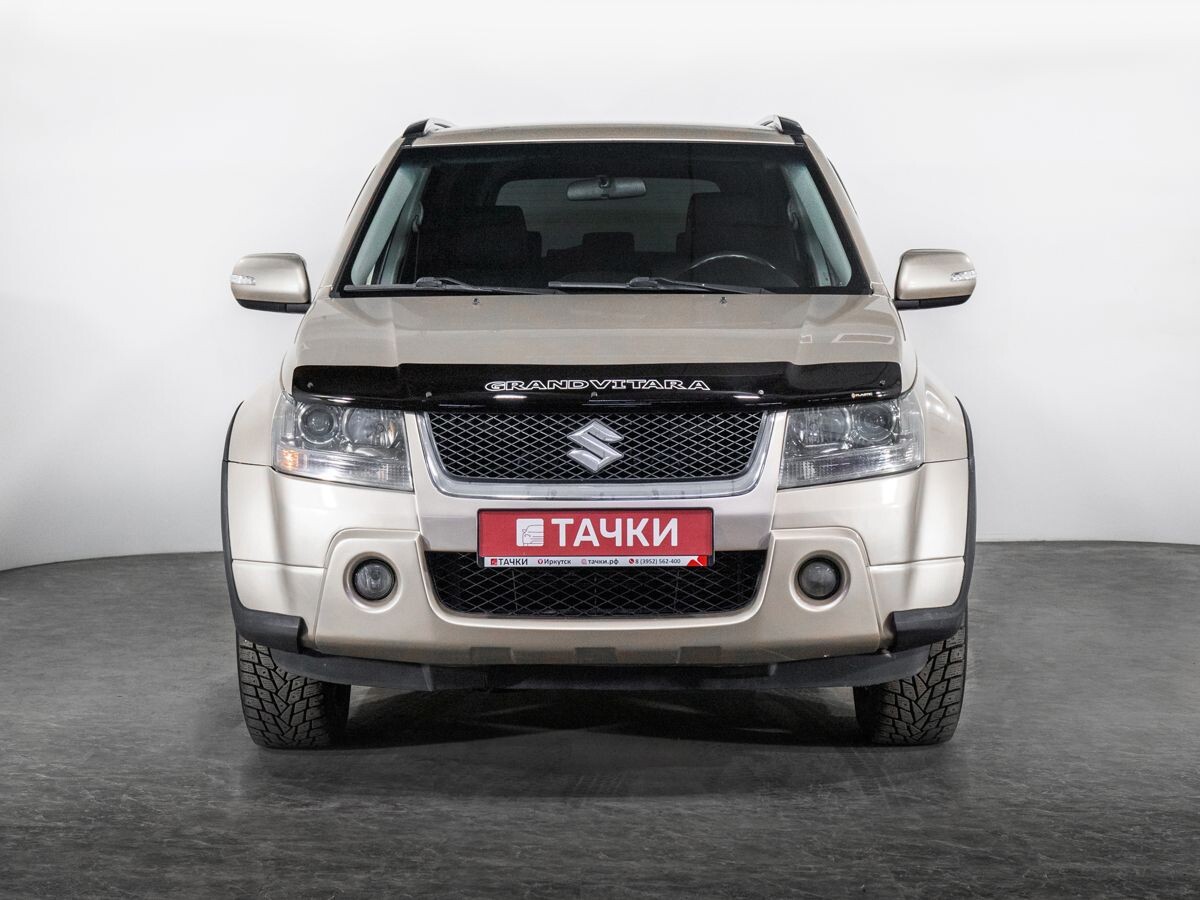 Suzuki Grand Vitara 2010 - фото автомобиля