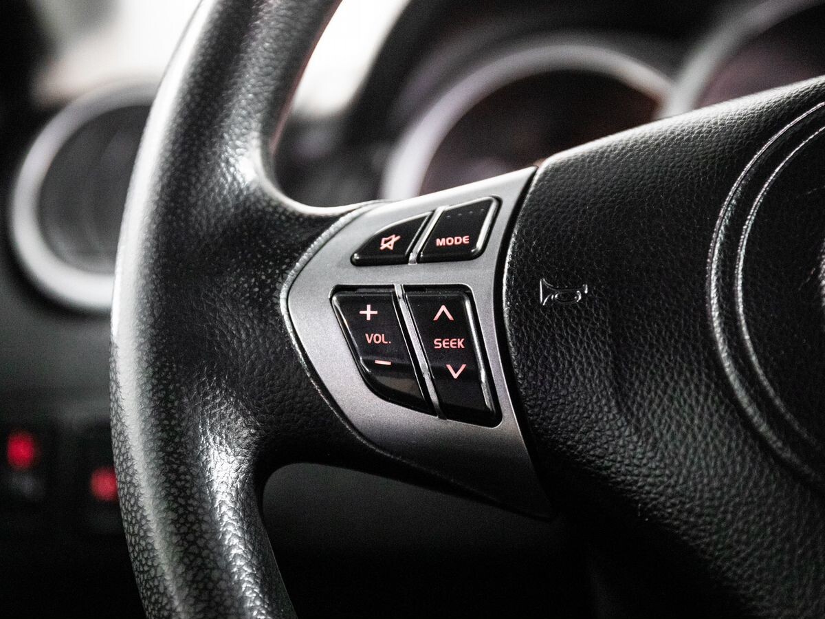 Suzuki Grand Vitara 2010 - фото автомобиля