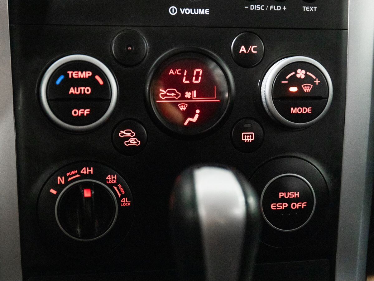 Suzuki Grand Vitara 2010 - фото автомобиля