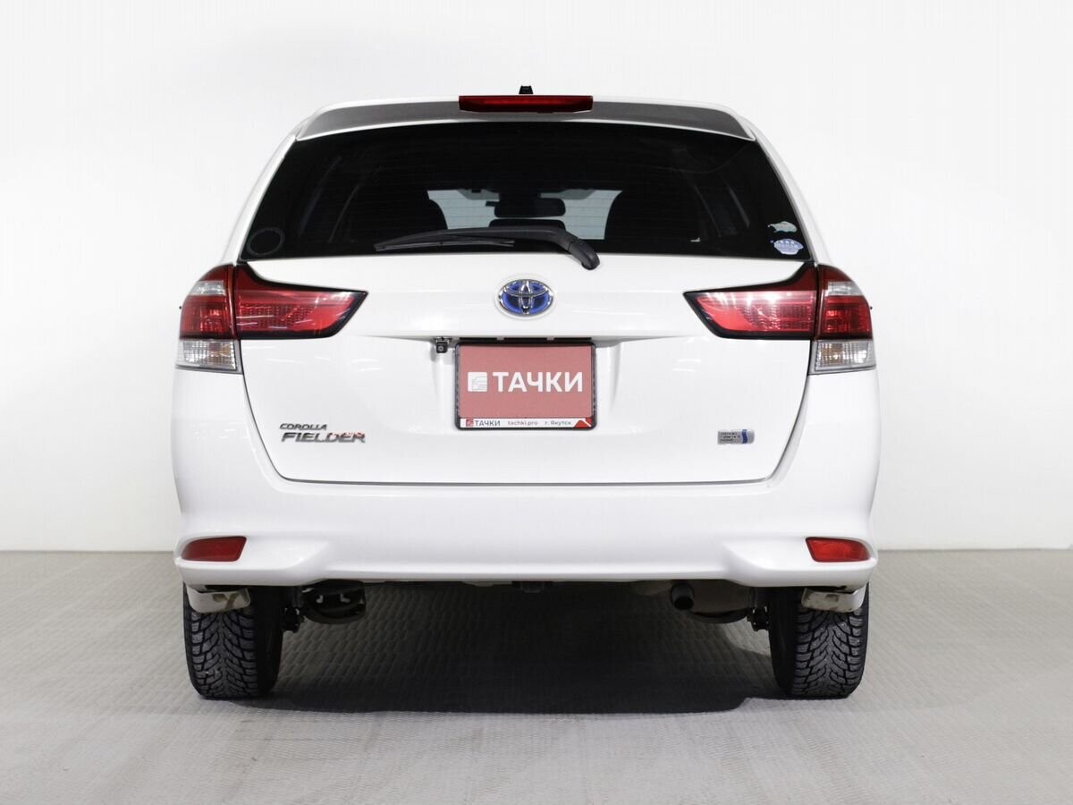 Toyota Corolla 2015 - фото автомобиля