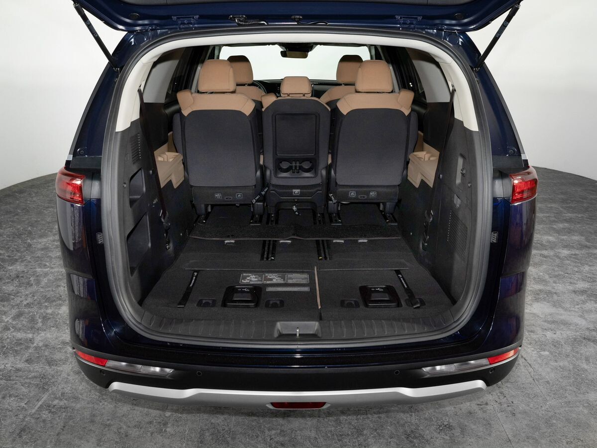 Kia Carnival 2021 - фото автомобиля