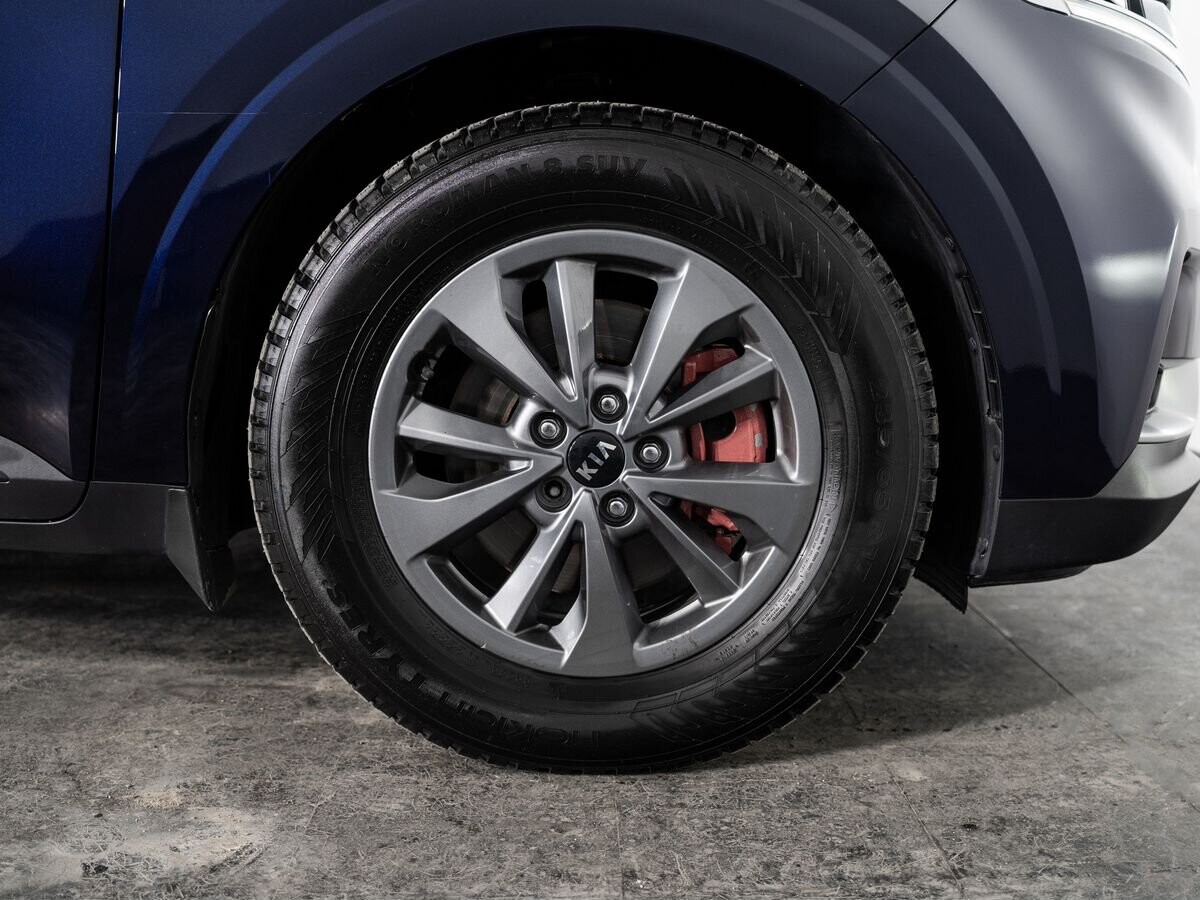 Kia Carnival 2021 - фото автомобиля