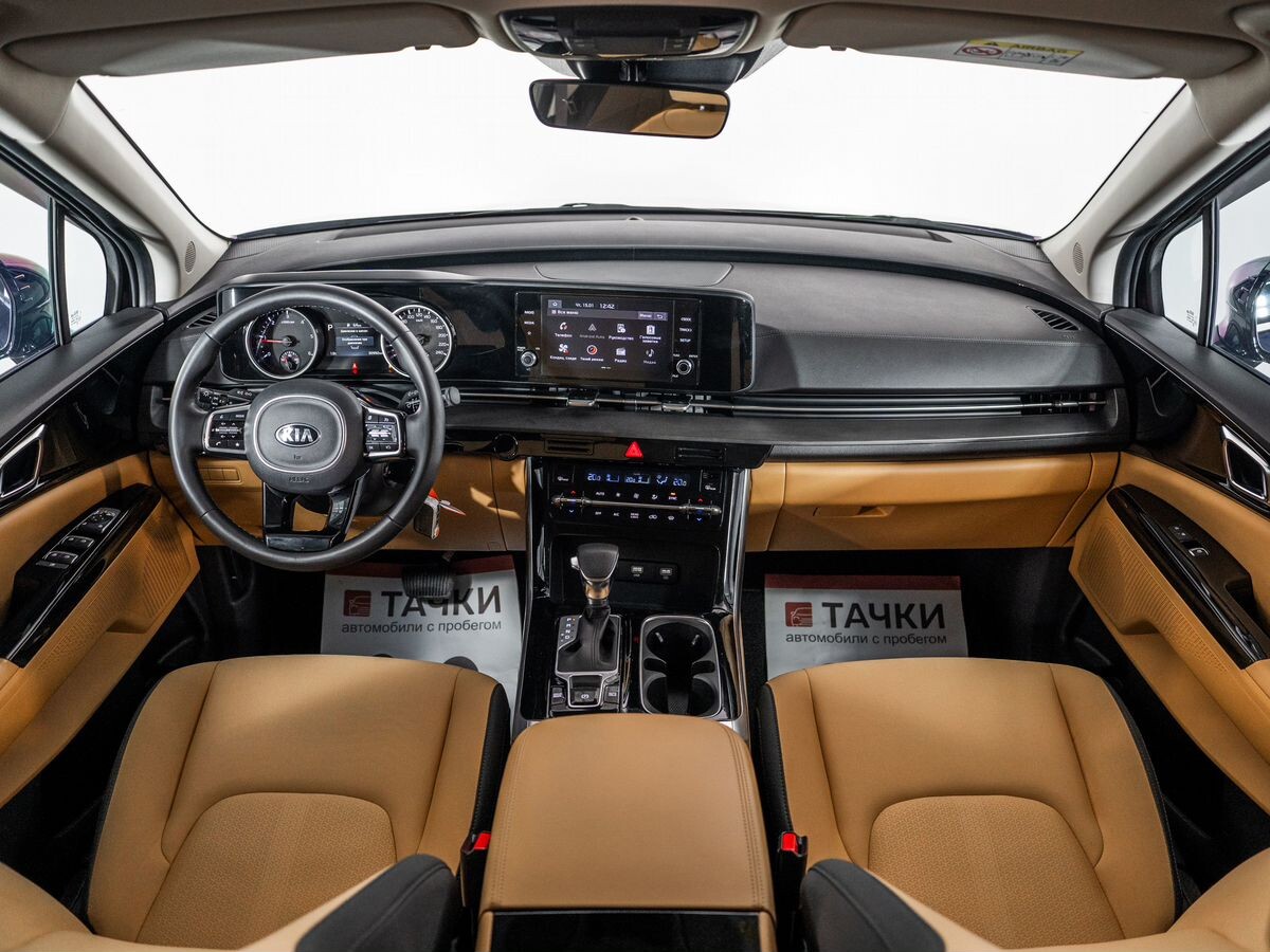 Kia Carnival 2021 - фото автомобиля