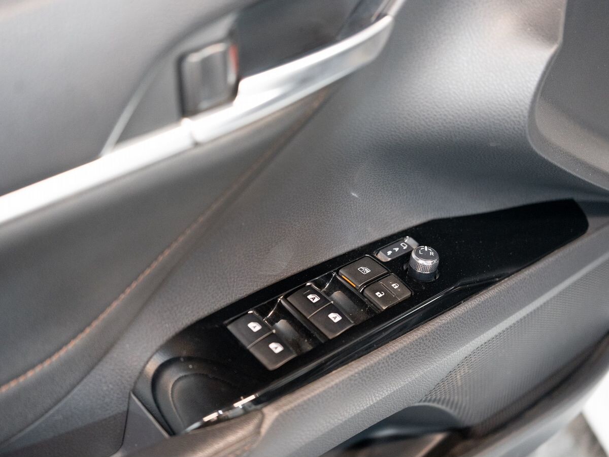 Toyota Camry 2018 - фото автомобиля