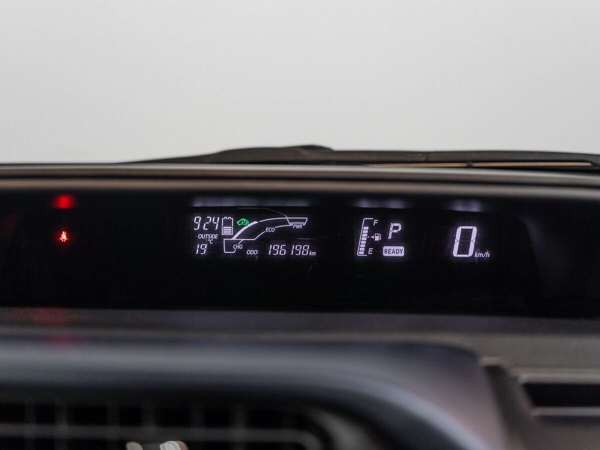 Toyota Aqua 2015 - фото автомобиля