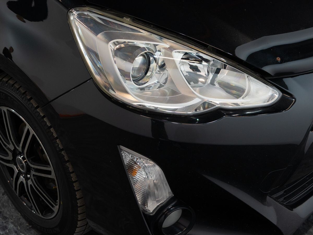 Toyota Aqua 2015 - фото автомобиля