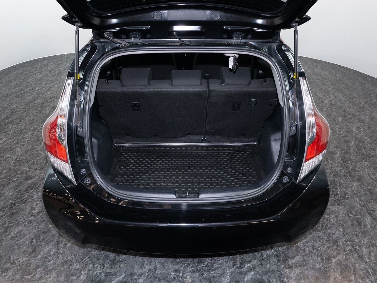 Toyota Aqua 2015 - фото автомобиля