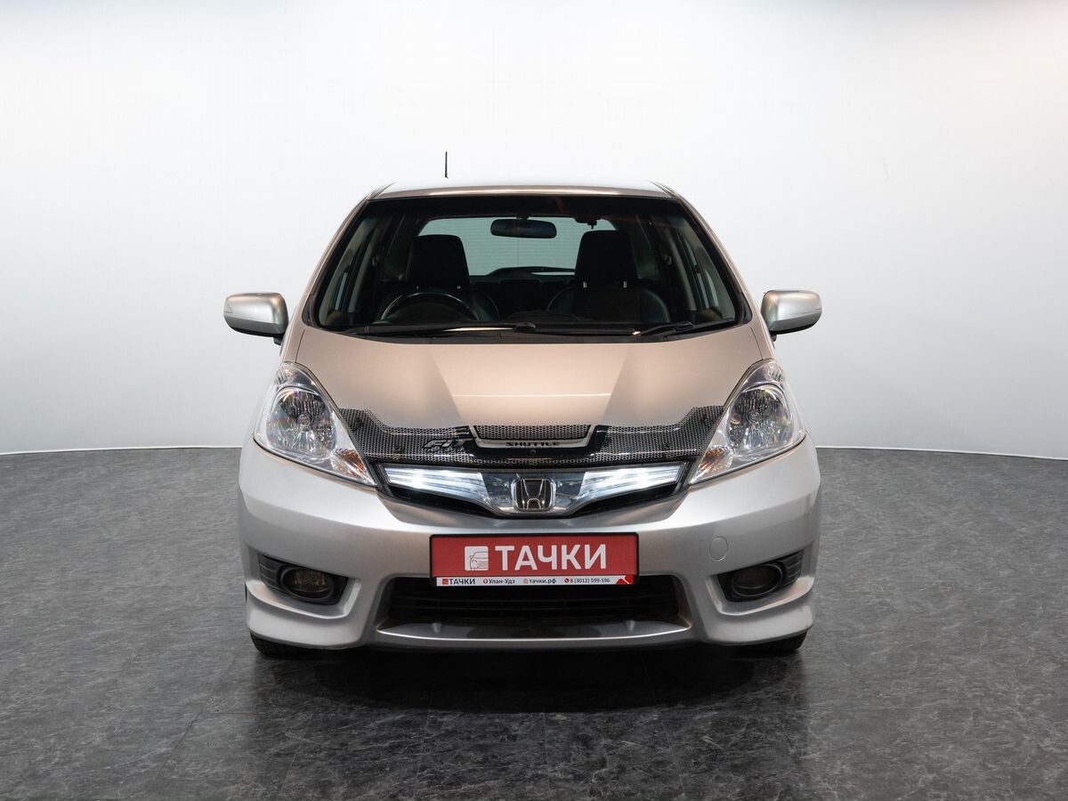 Honda Fit Shuttle 2012 - фото автомобиля