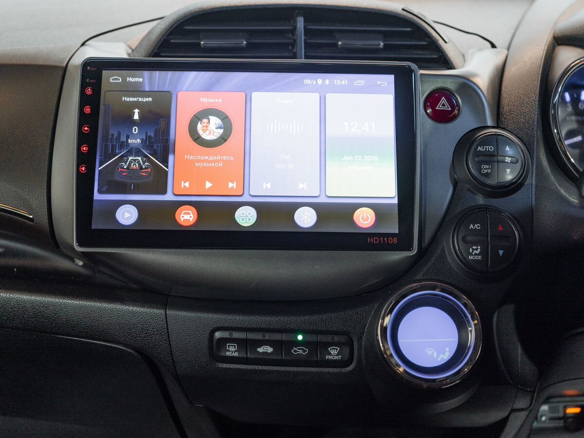 Honda Fit Shuttle 2012 - фото автомобиля