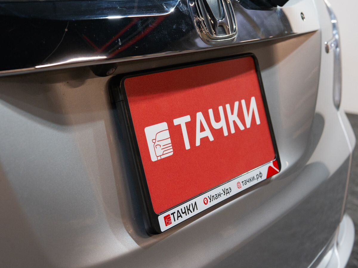 Honda Fit Shuttle 2012 - фото автомобиля