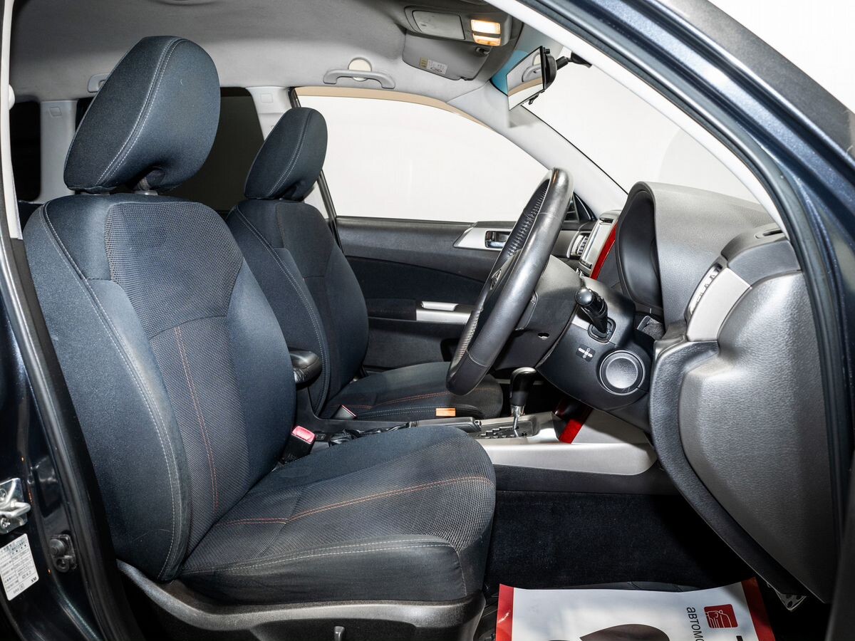 Subaru Forester 2008 - фото автомобиля