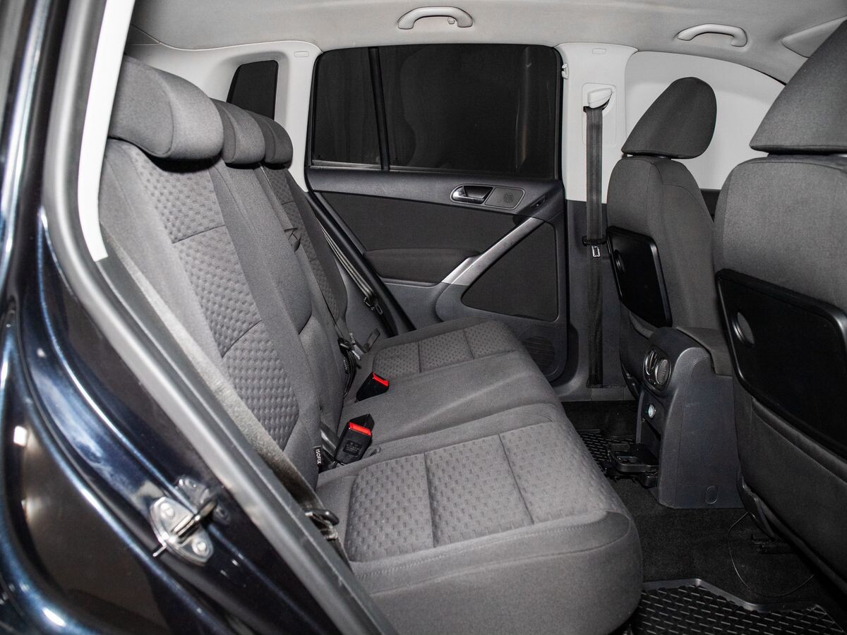 Volkswagen Tiguan 2009 - фото автомобиля