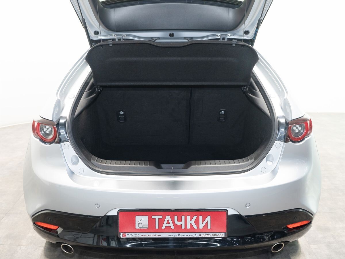 Mazda 3 2019 - фото автомобиля