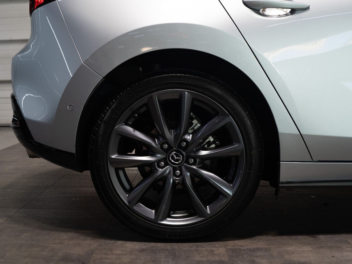 Mazda 3 2019 - фото автомобиля