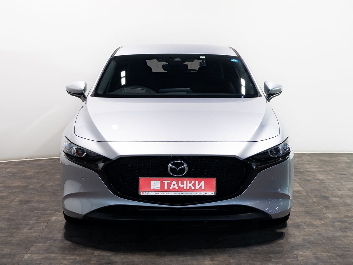 Mazda 3 2019 - фото автомобиля