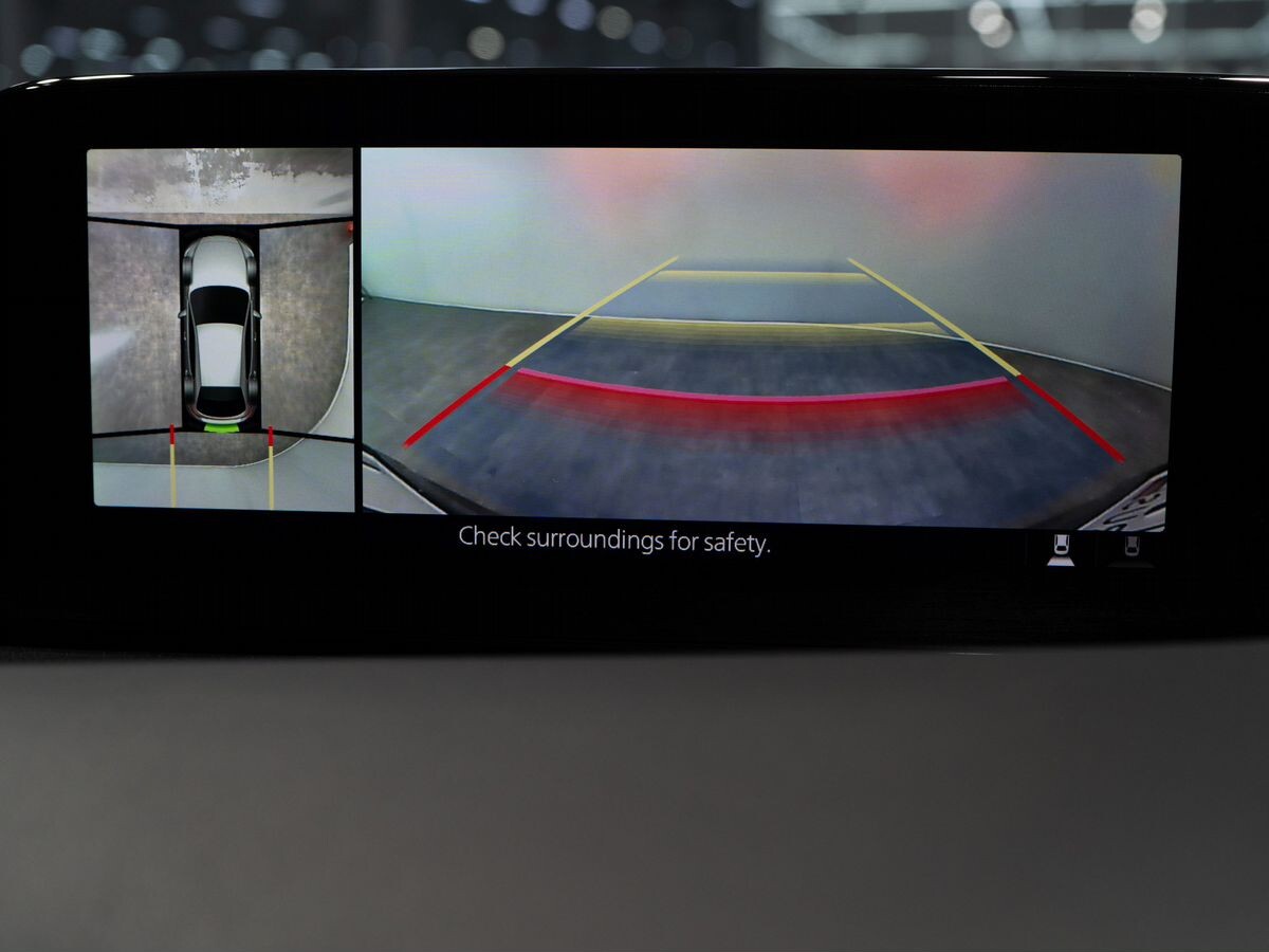 Mazda 3 2019 - фото автомобиля