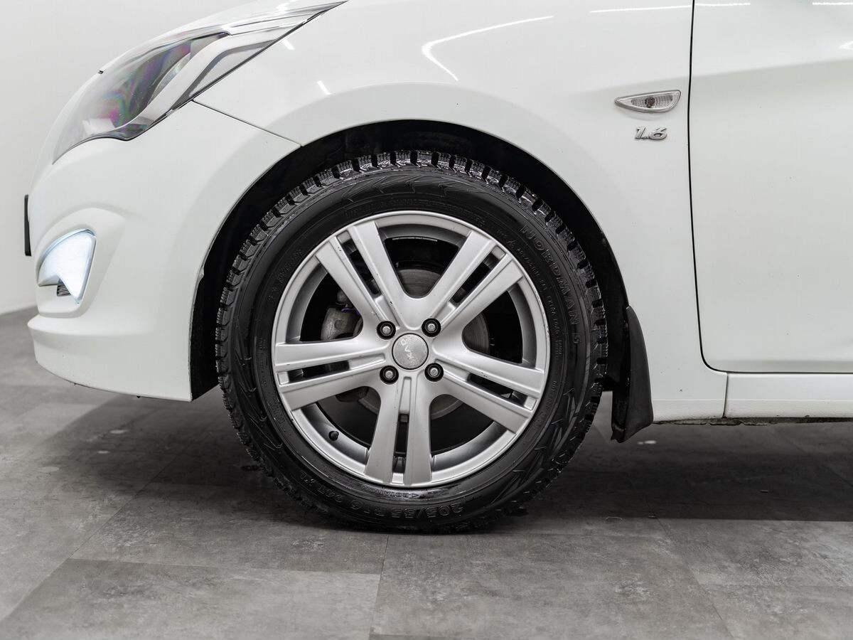 Hyundai Solaris 2016 - фото автомобиля