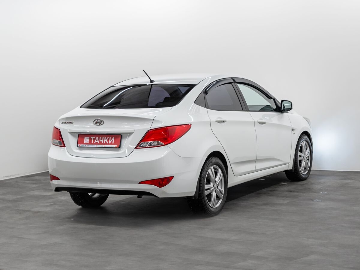 Hyundai Solaris 2016 - фото автомобиля