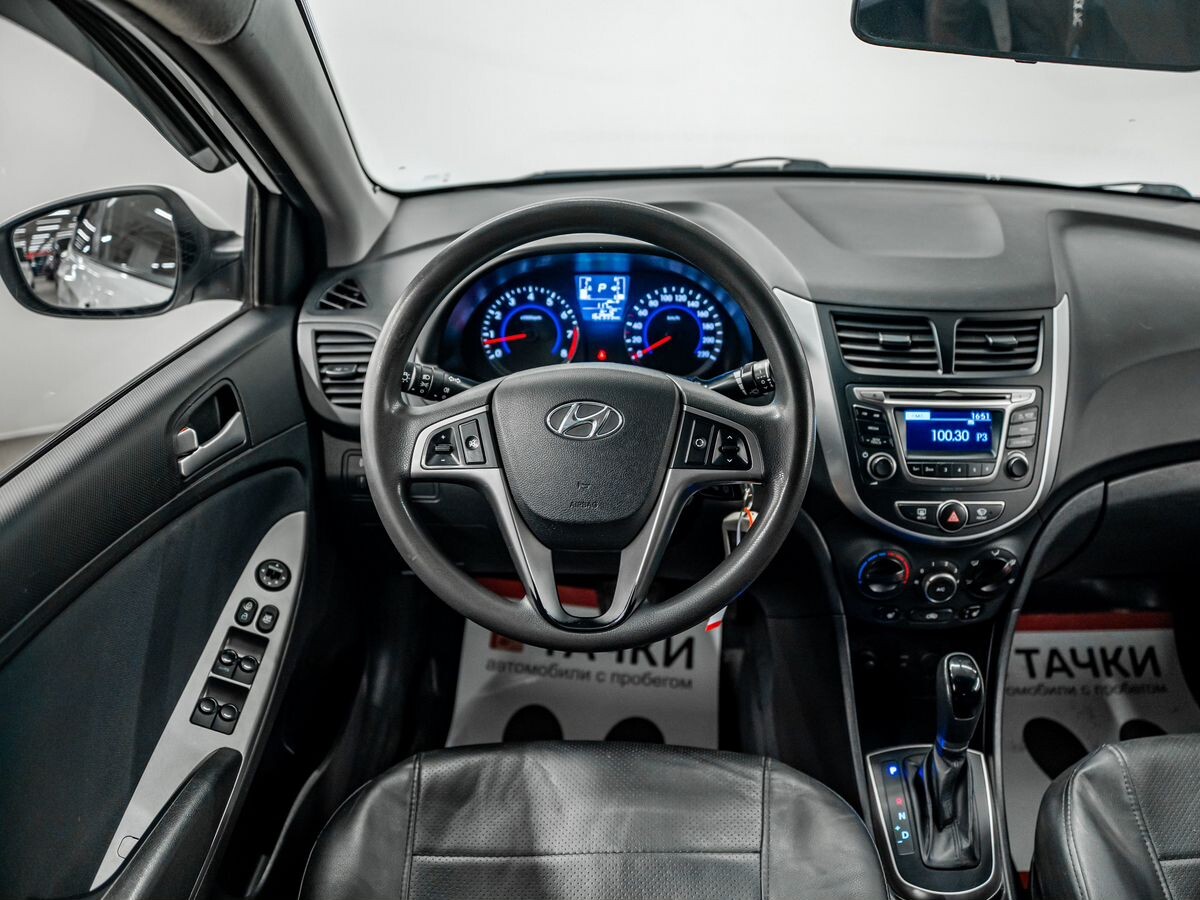 Hyundai Solaris 2016 - фото автомобиля