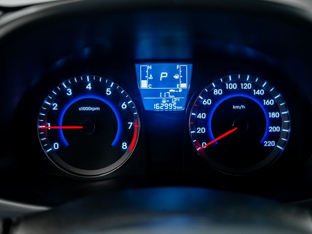 Hyundai Solaris 2016 - фото автомобиля