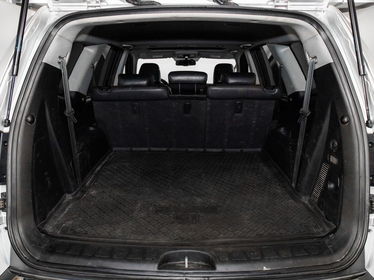 Kia Mohave 2012 - фото автомобиля