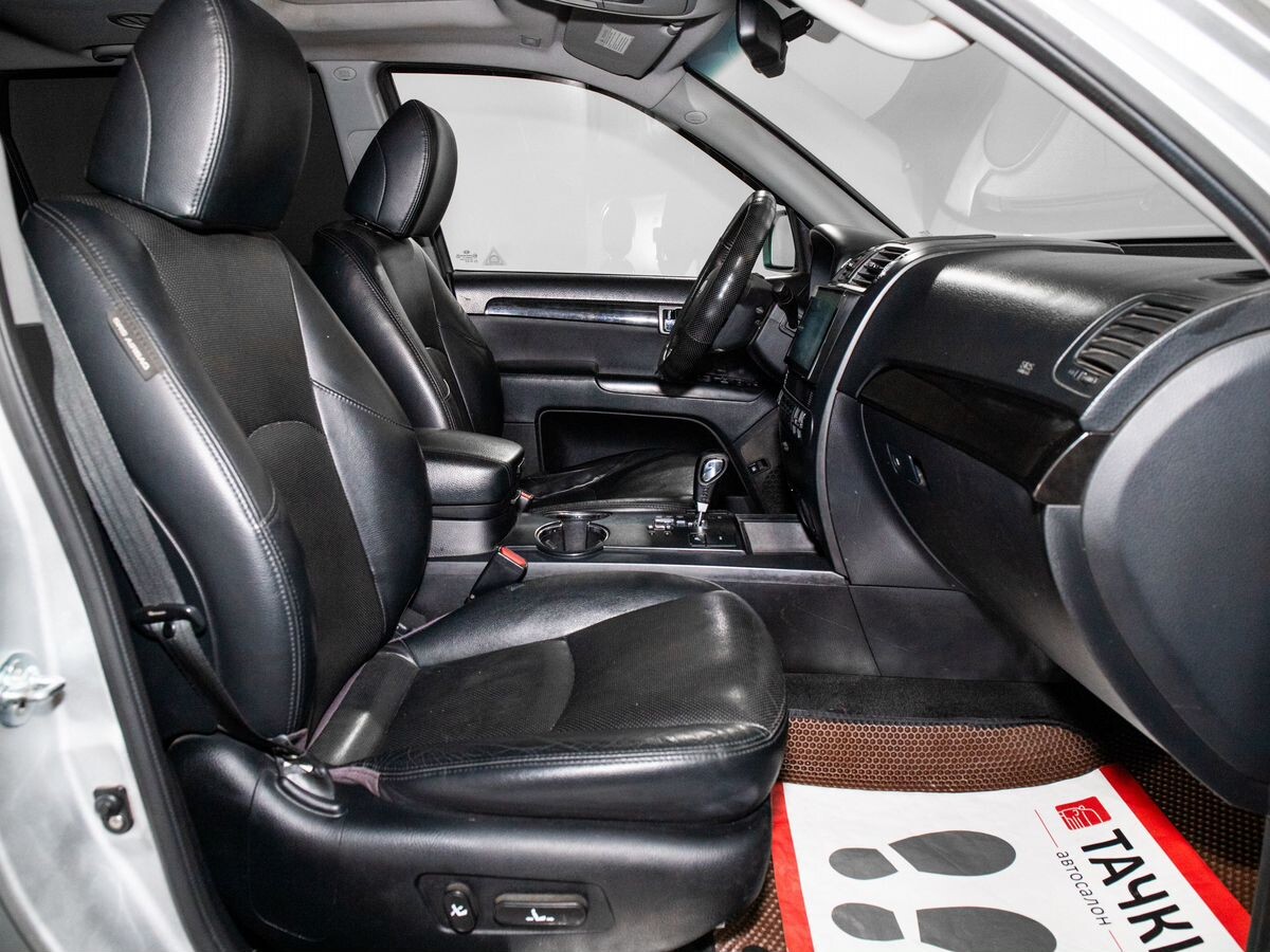 Kia Mohave 2012 - фото автомобиля