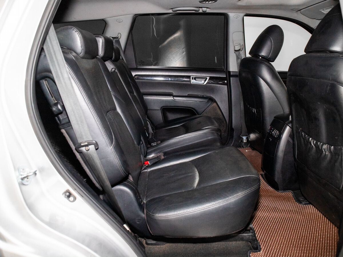 Kia Mohave 2012 - фото автомобиля