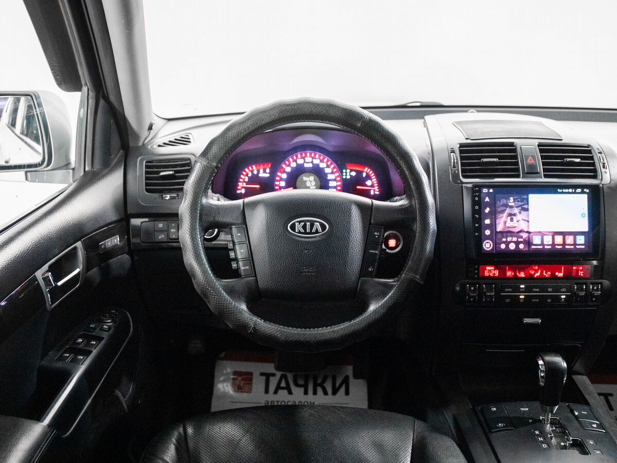 Kia Mohave 2012 - фото автомобиля