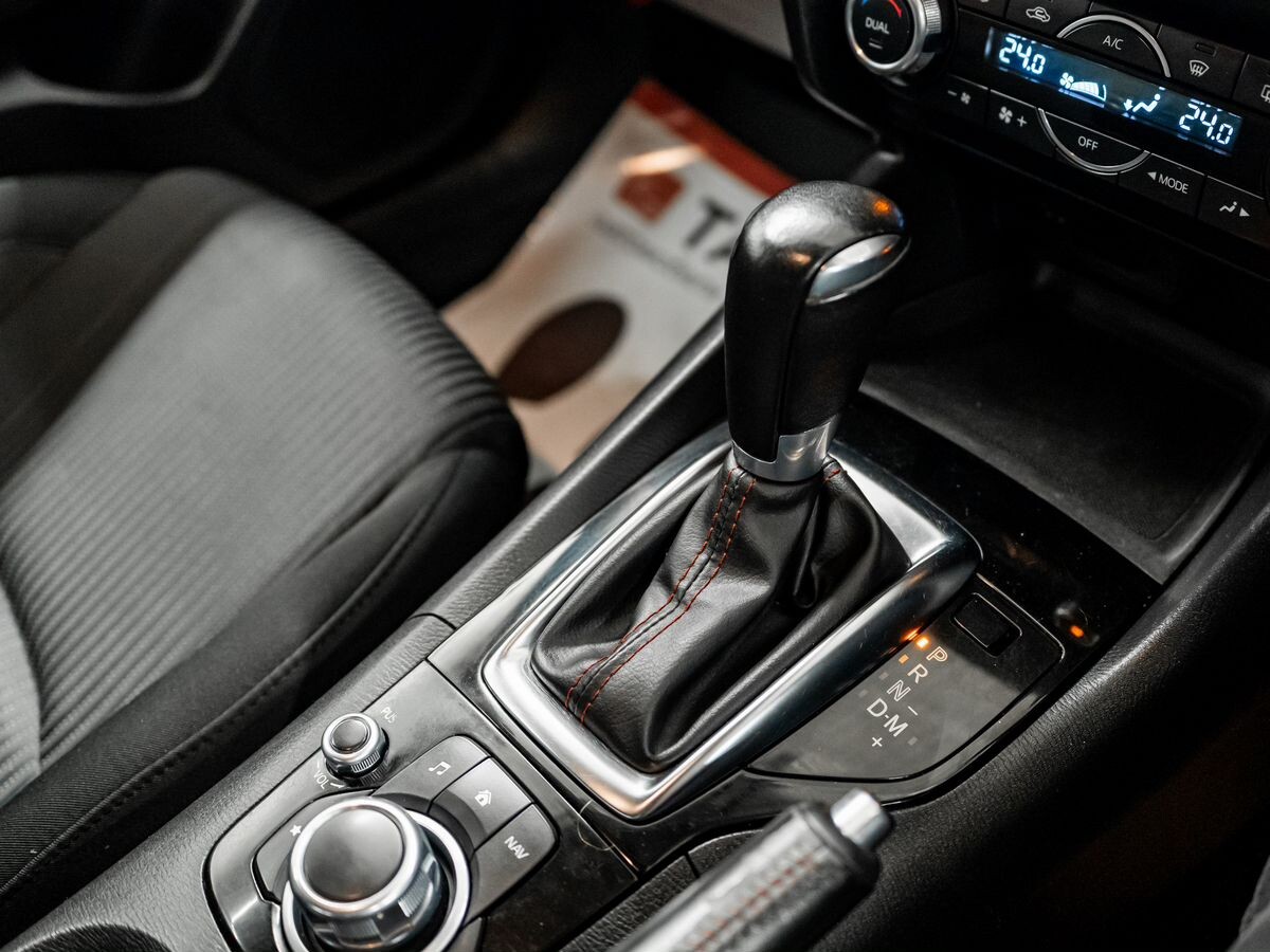 Mazda Axela 2014 - фото автомобиля