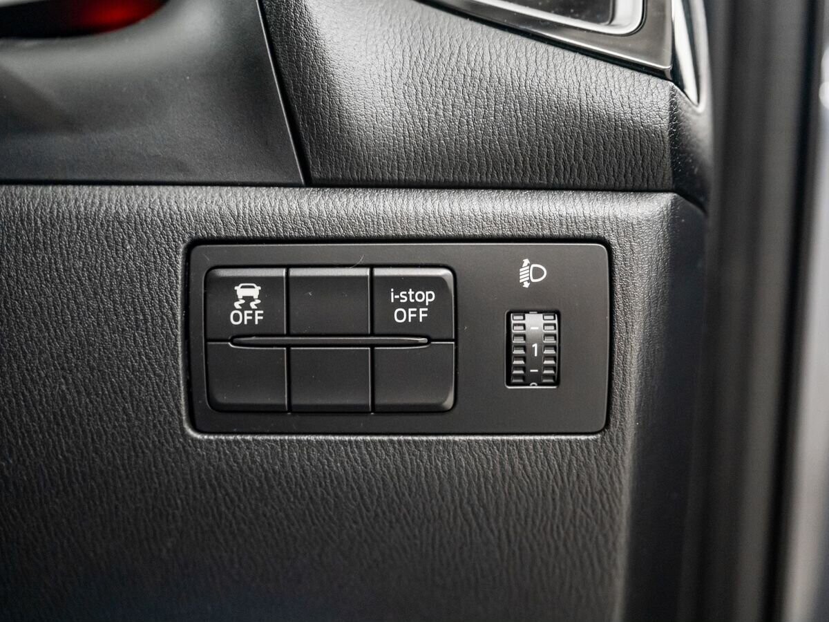 Mazda Axela 2014 - фото автомобиля