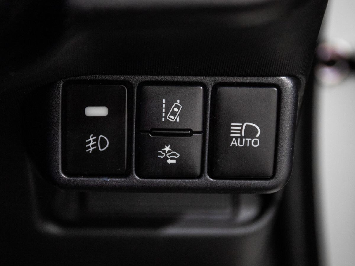 Toyota Aqua 2019 - фото автомобиля