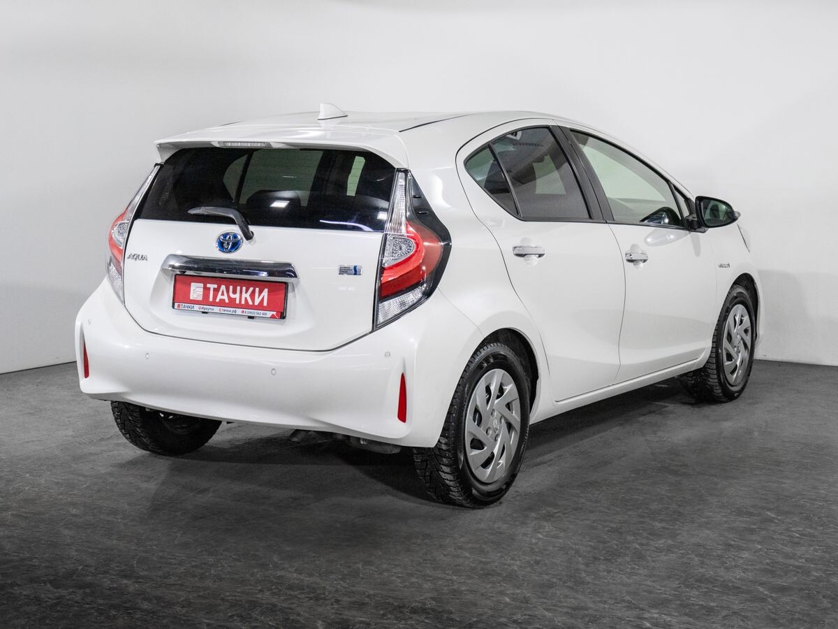 Toyota Aqua 2019 - фото автомобиля
