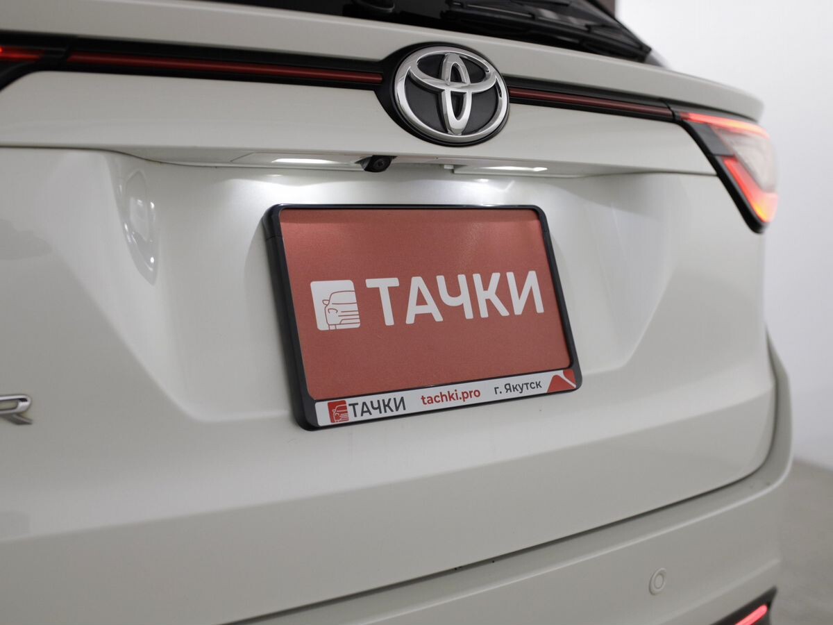 Toyota Harrier 2017 - фото автомобиля