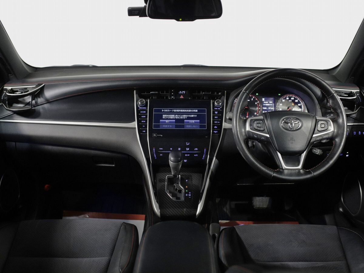 Toyota Harrier 2017 - фото автомобиля