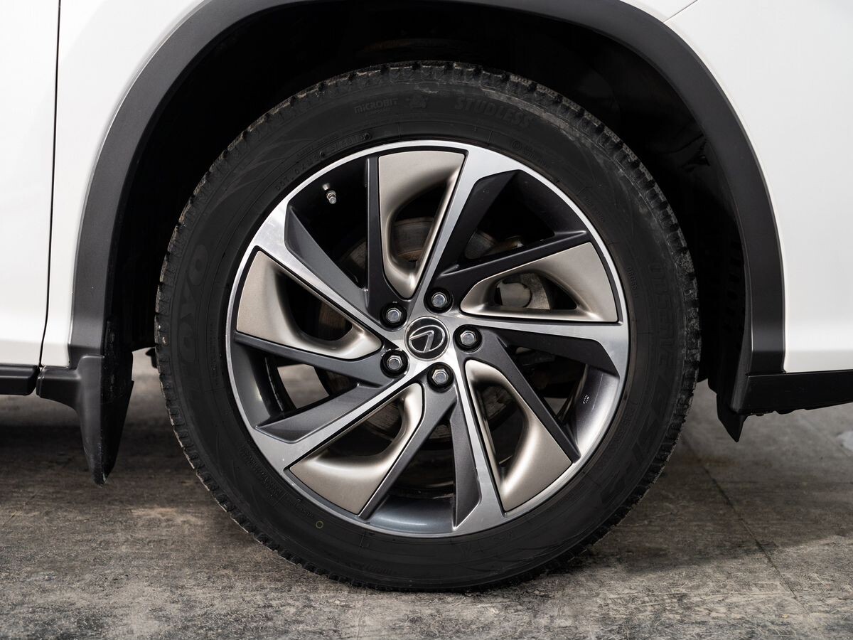 Lexus RX 2018 - фото автомобиля