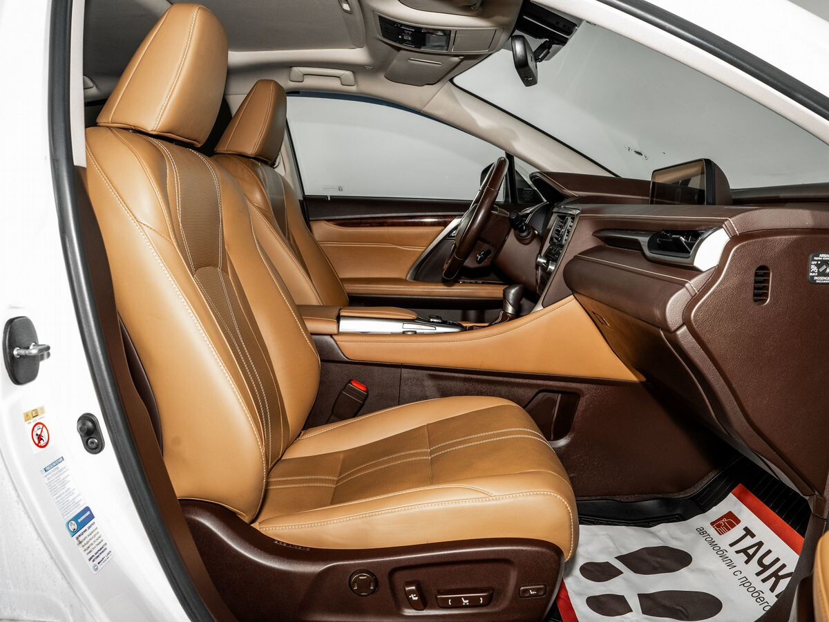 Lexus RX 2018 - фото автомобиля