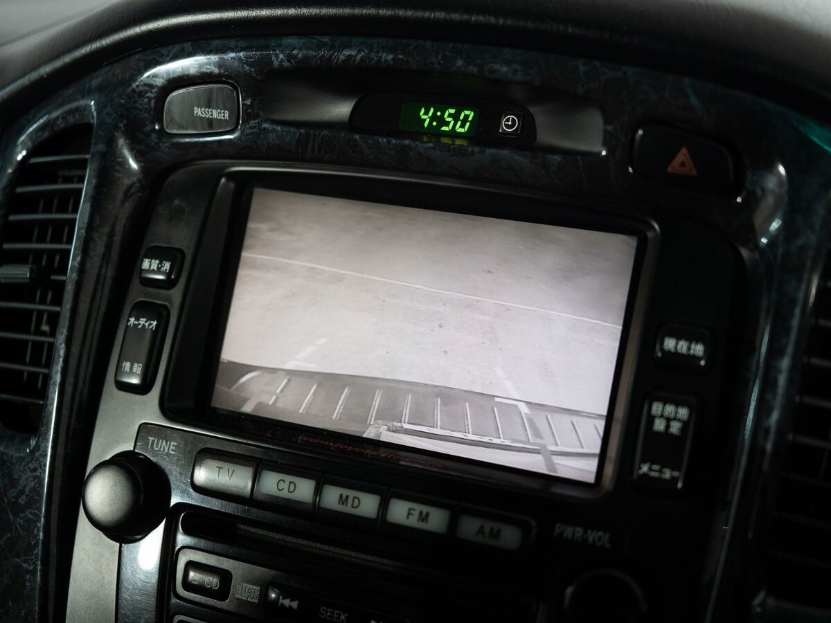 Toyota Kluger 2001 - фото автомобиля