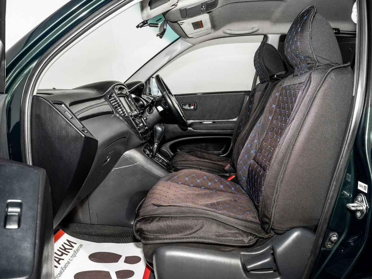 Toyota Kluger 2001 - фото автомобиля
