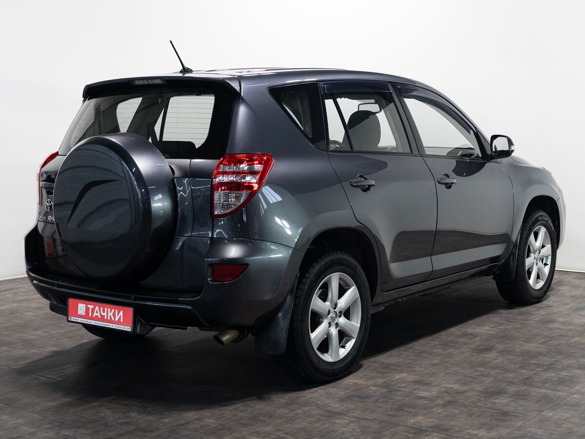 Toyota RAV4 2011 - фото автомобиля