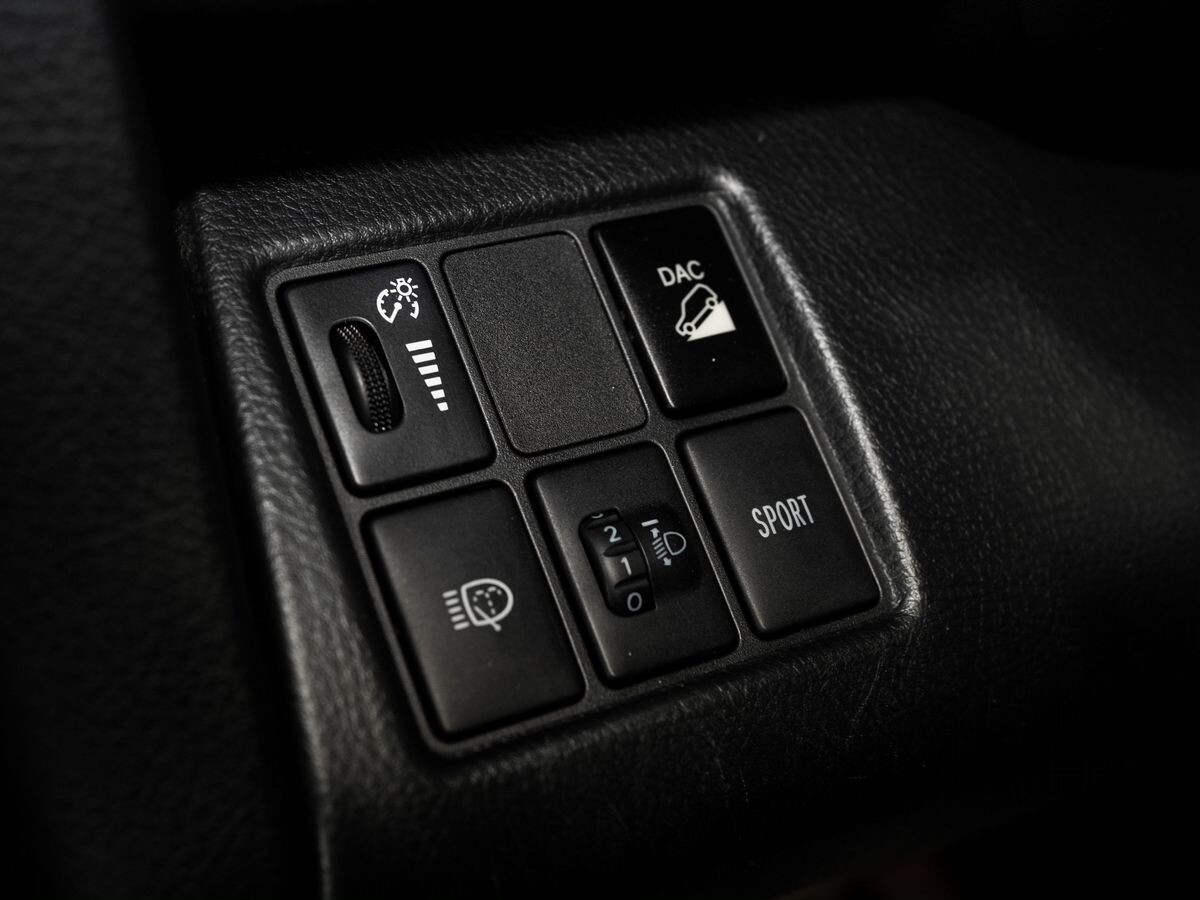 Toyota RAV4 2011 - фото автомобиля