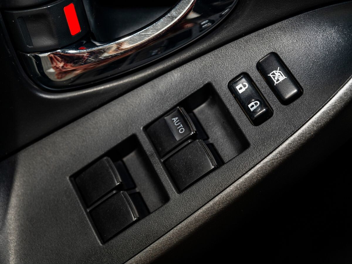 Toyota RAV4 2011 - фото автомобиля