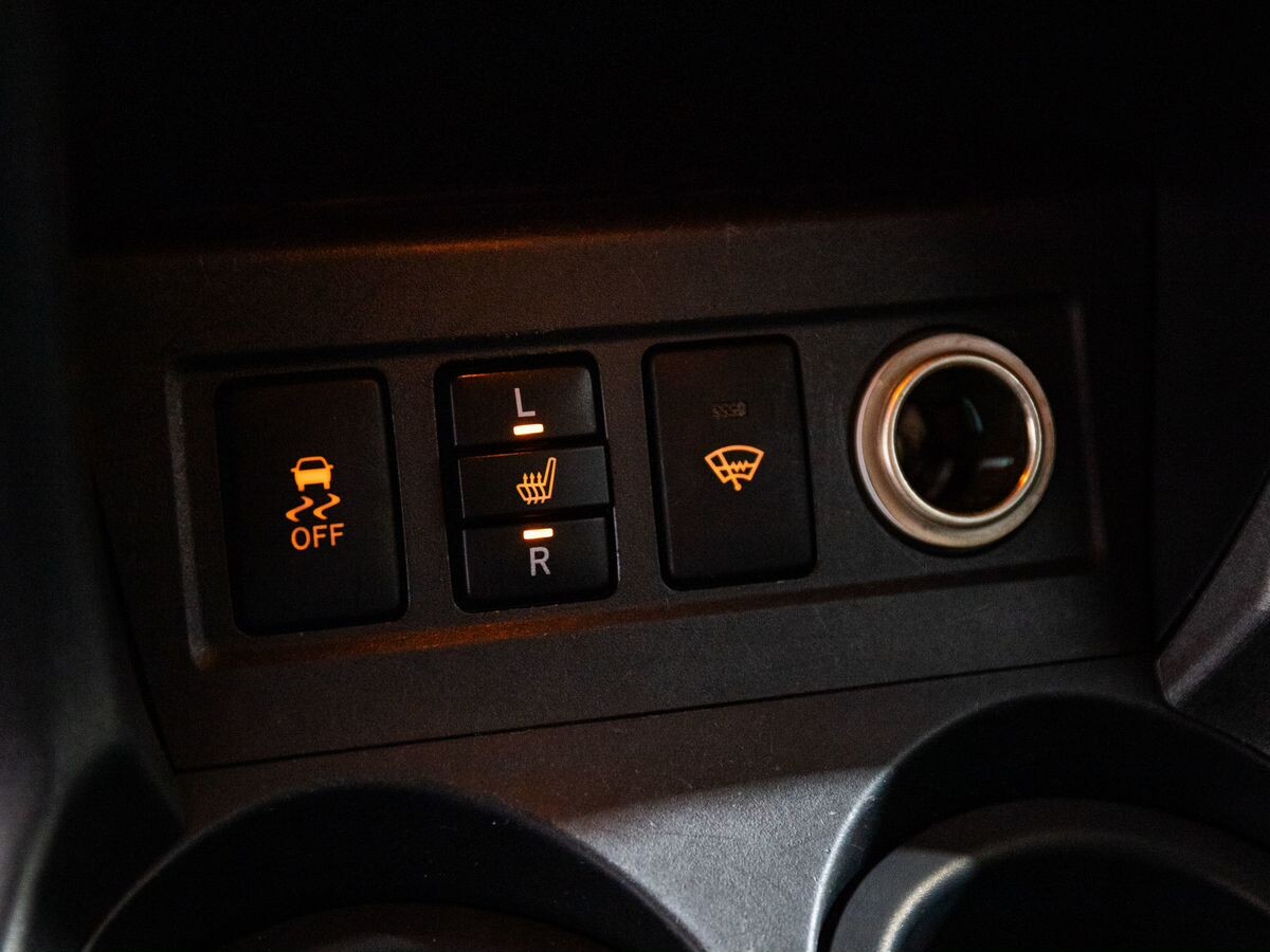 Toyota RAV4 2010 - фото автомобиля