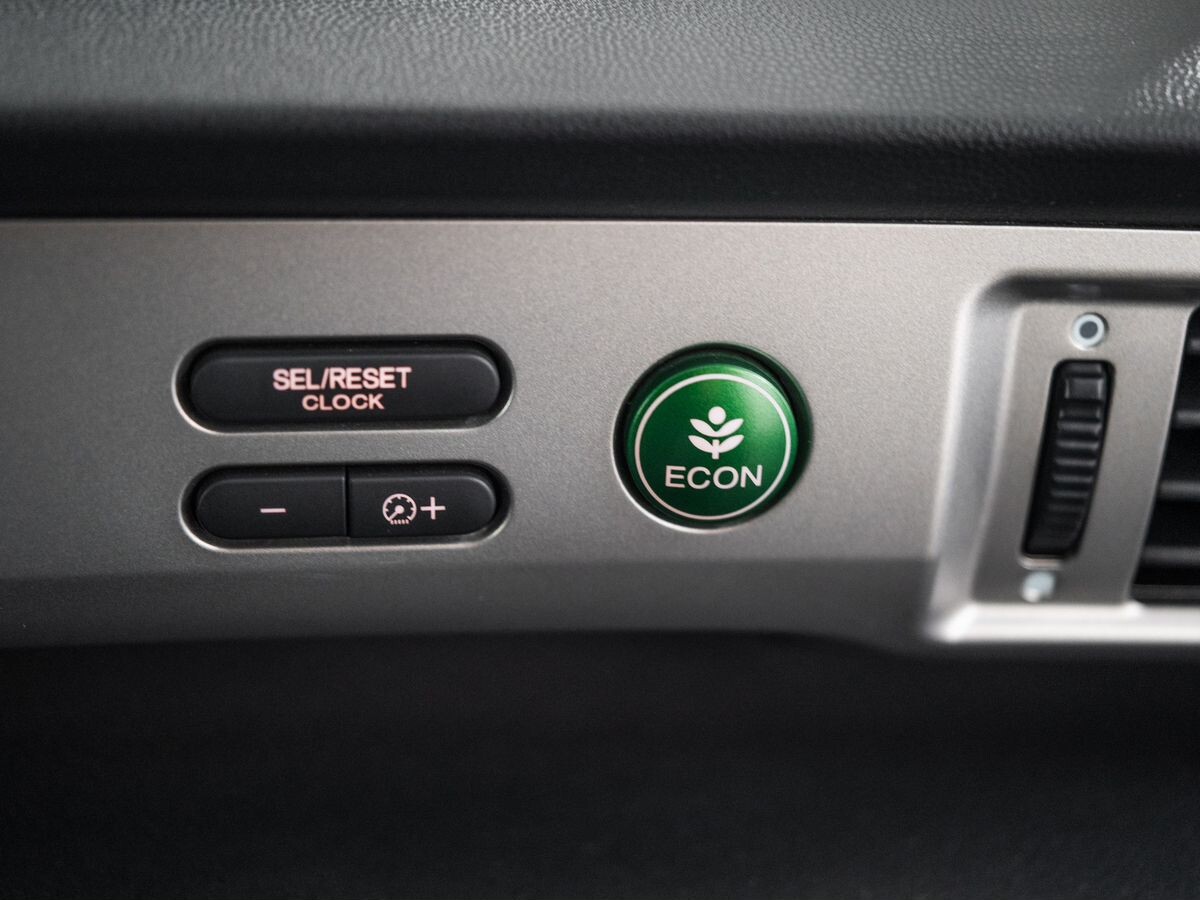 Honda Freed 2012 - фото автомобиля