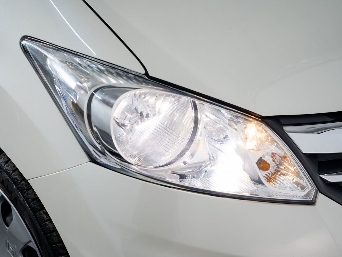 Honda Freed 2012 - фото автомобиля