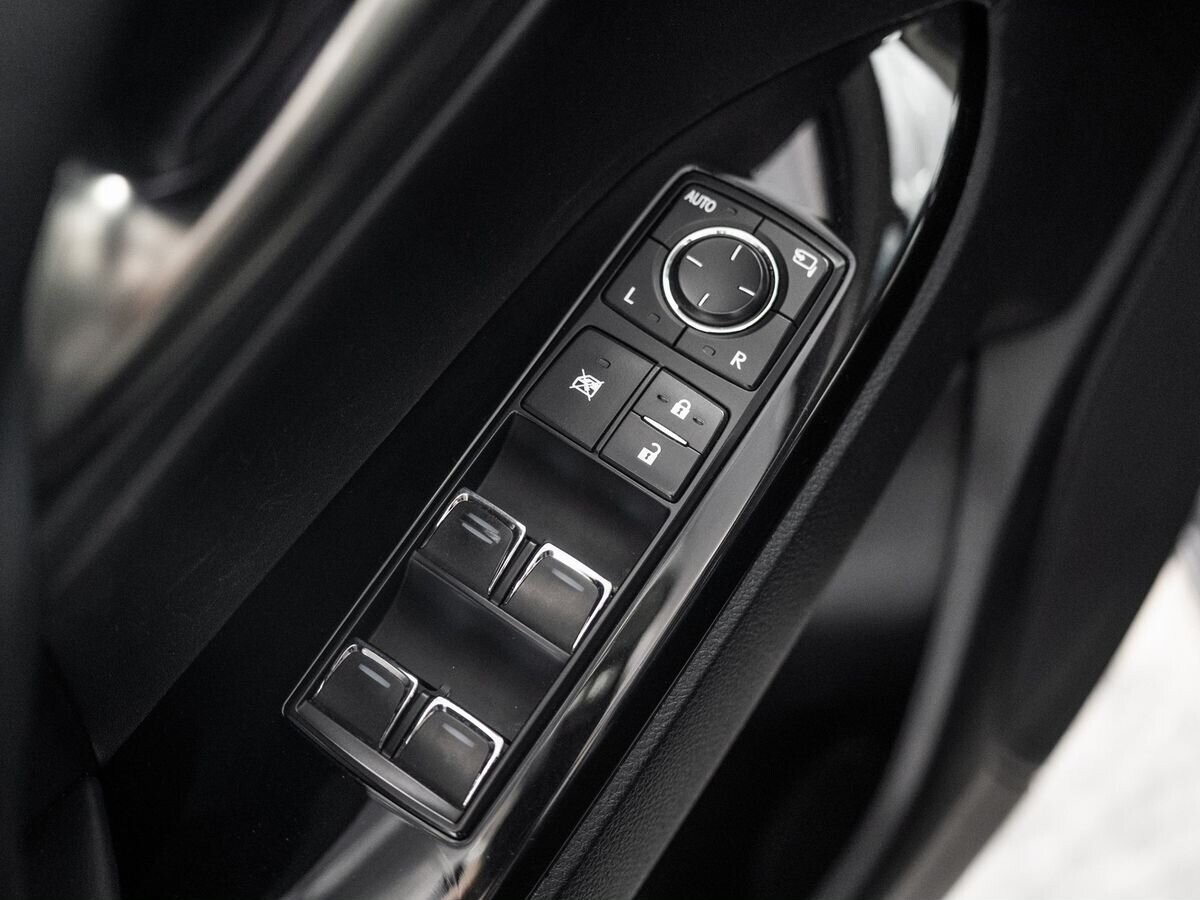 Lexus LX 2016 - фото автомобиля