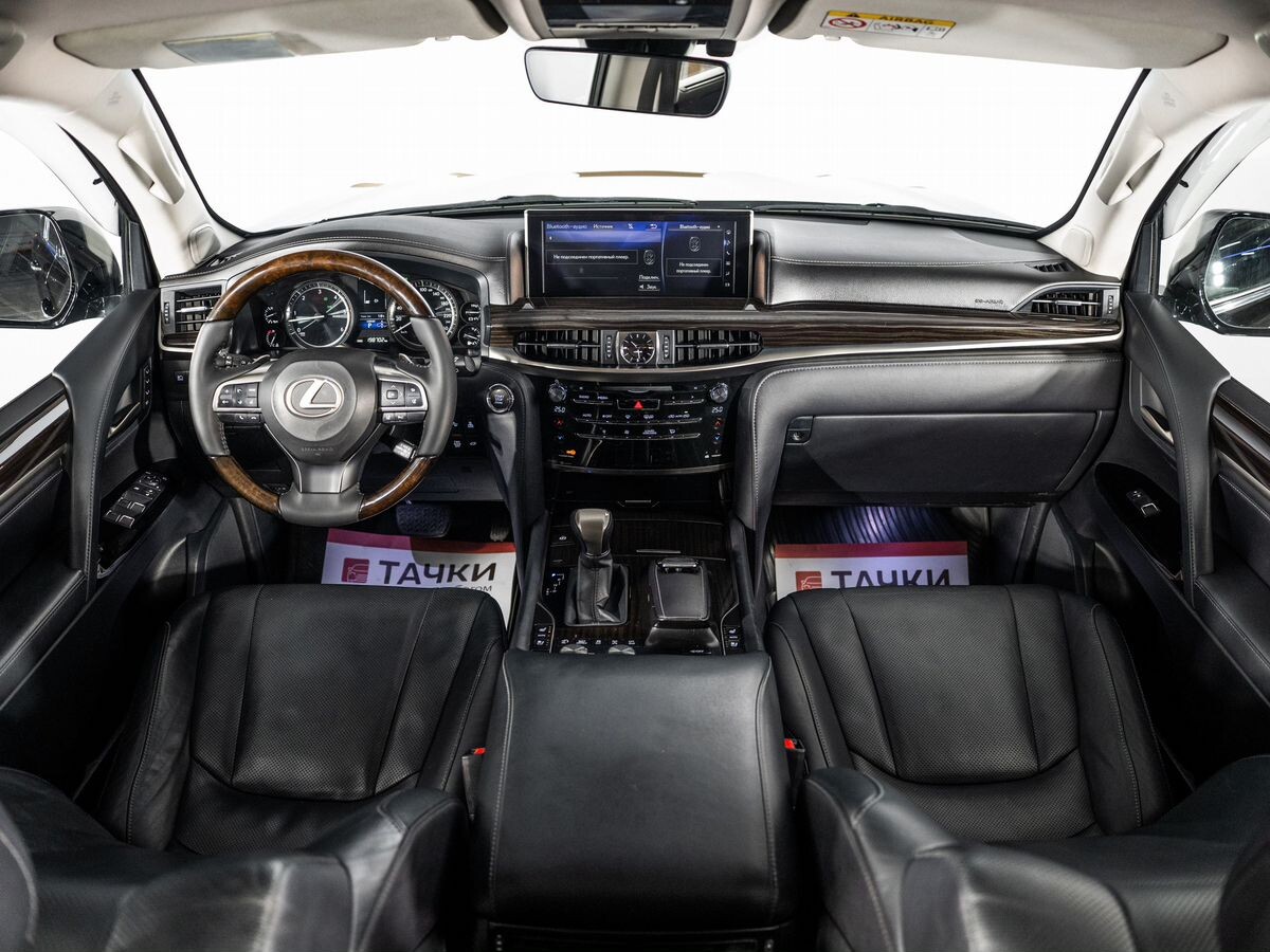 Lexus LX 2016 - фото автомобиля