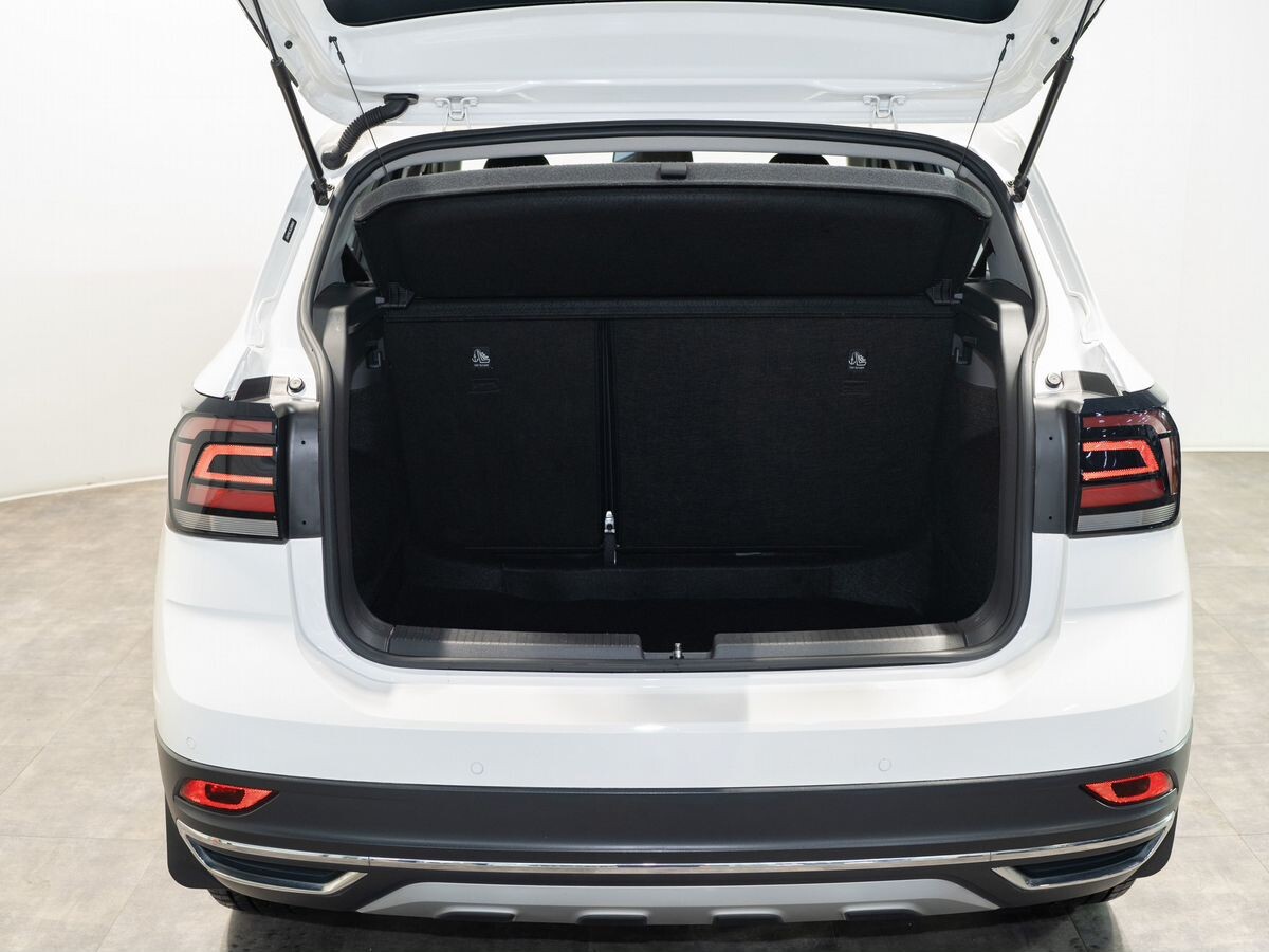 Volkswagen T-Cross 2020 - фото автомобиля