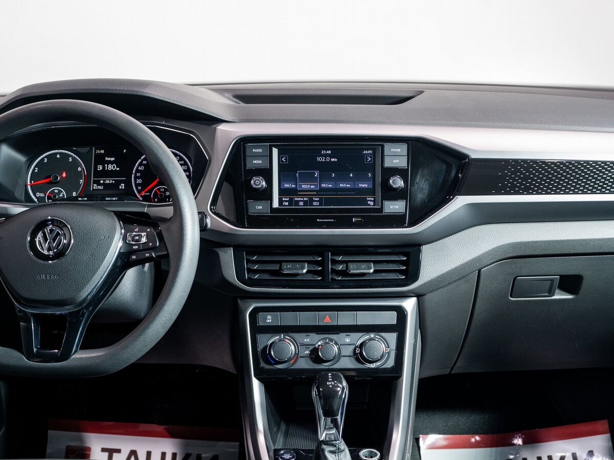 Volkswagen T-Cross 2020 - фото автомобиля