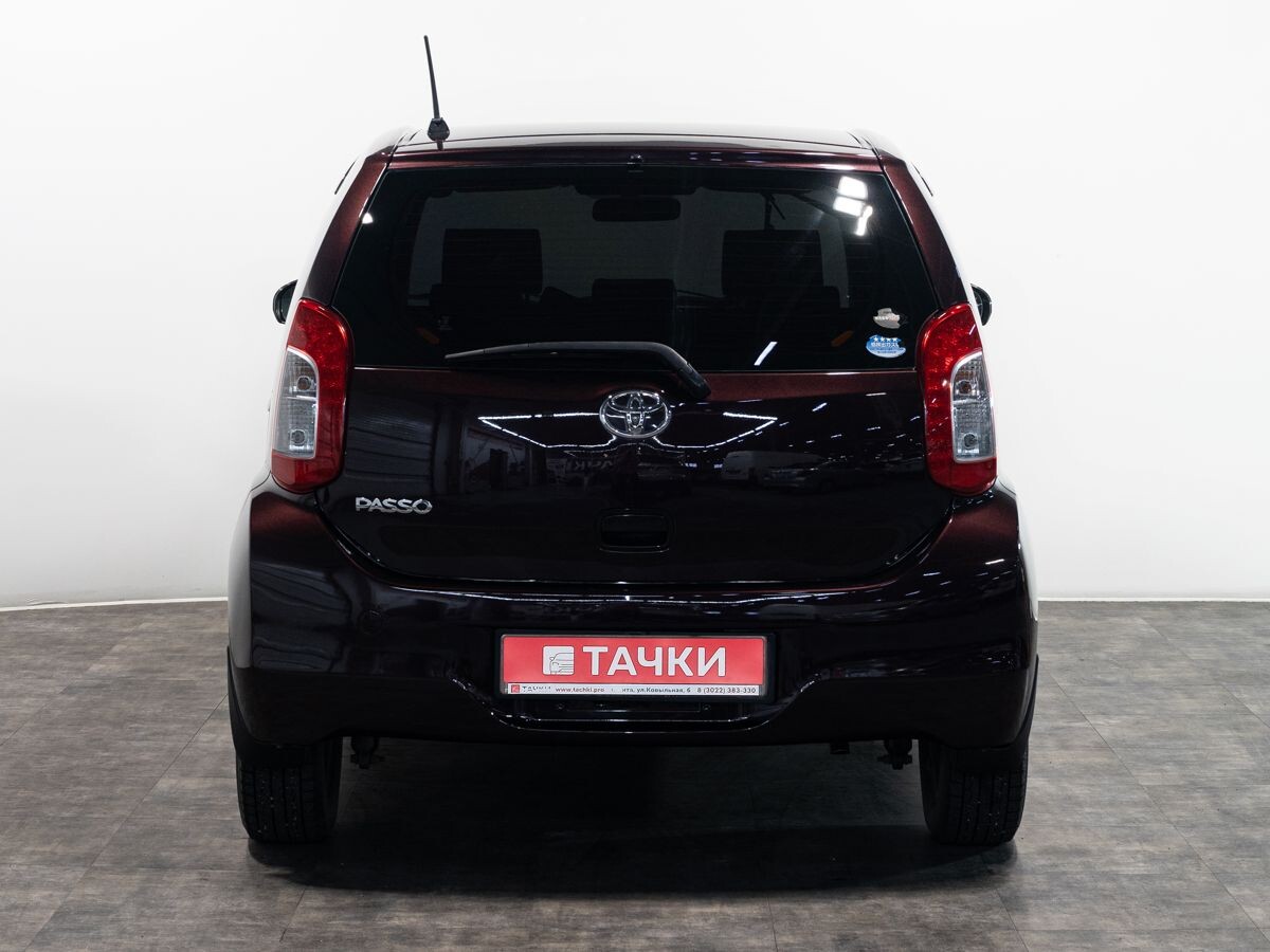 Toyota Passo 2015 - фото автомобиля