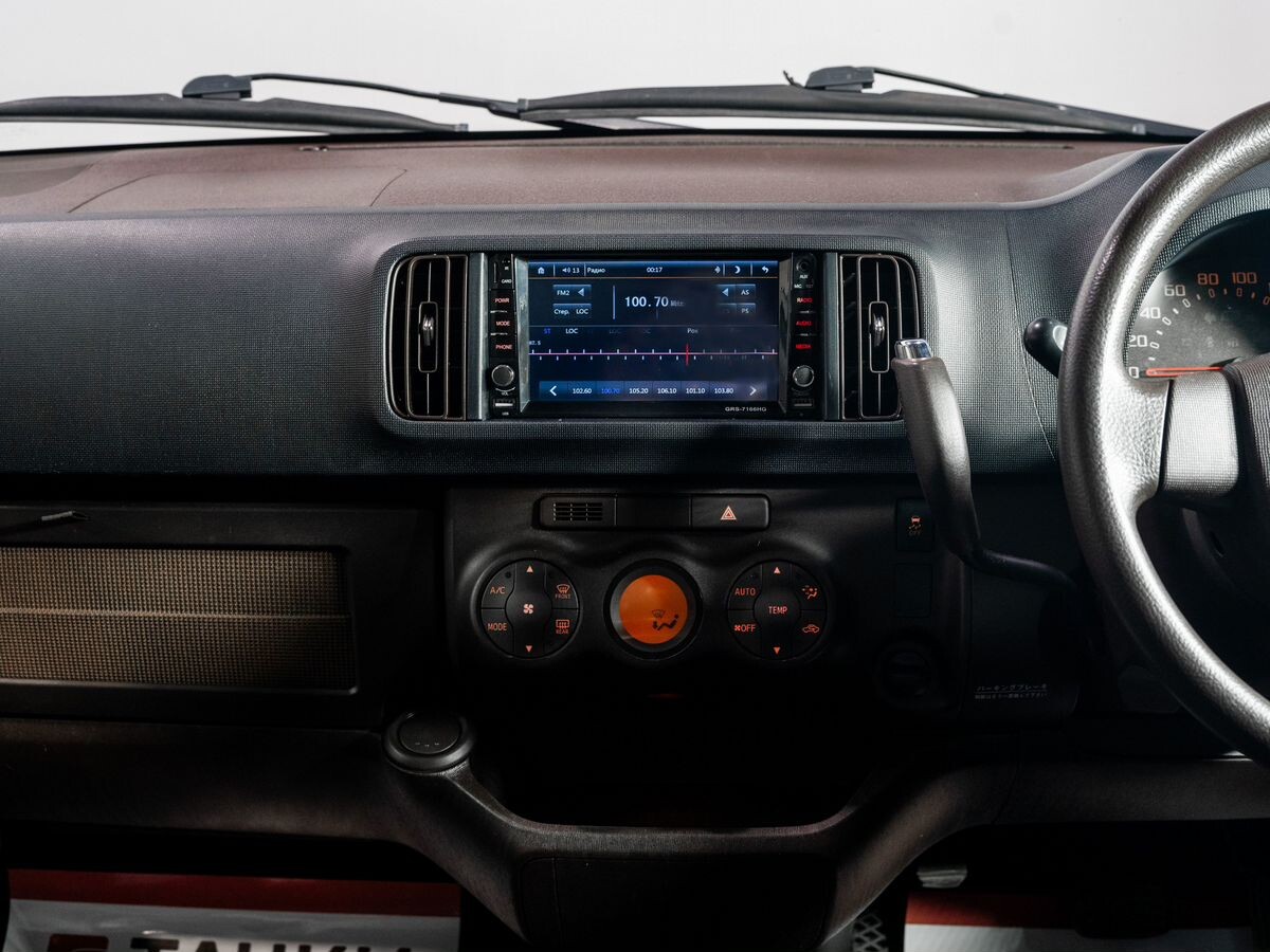 Toyota Passo 2015 - фото автомобиля